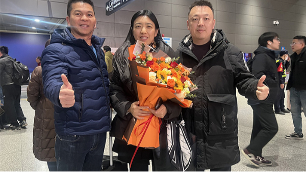 明亮照明創始人荊明慧(光明姐姐)受邀陜西牛商匯牛商評選線下路演