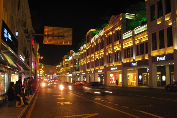 如何做好一個好的商業街夜景照明設計？