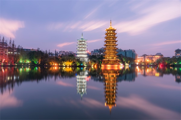 園林景觀亮化設計，讓城市充滿生命力 ！