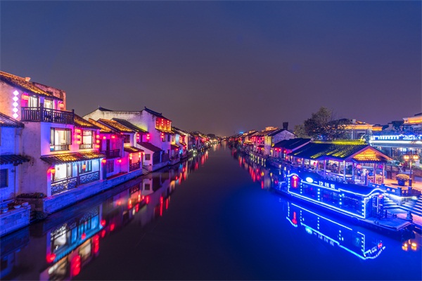 景觀亮化工程對(duì)城市建設(shè)的意義