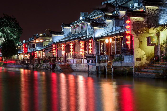 亮化工程讓景區(qū)從“日游”變“夜游”，營(yíng)收暴漲的秘密