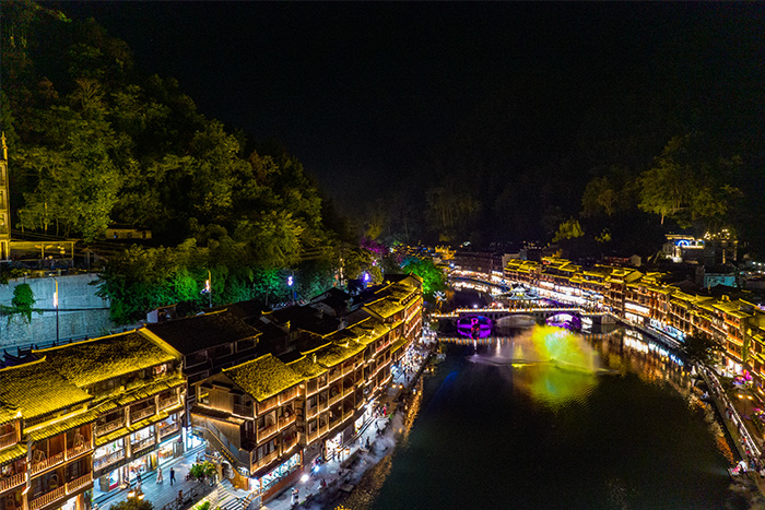 專業設計師揭秘：夜幕下的文旅燈光亮化是怎樣煉成的？