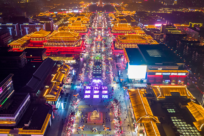 夜游經濟爆發！景區亮化如何讓客流量暴漲？
