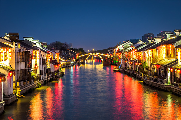 一站式亮化服務(wù)，讓你的景區(qū)瞬間變身網(wǎng)紅打卡地！